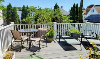 19 Valley Rd A, Cos Cob, CT 06807