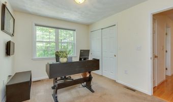 17 Keneson St, Billerica, MA 01821