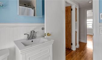 29 Cormier Rd, Lincoln, RI 02865