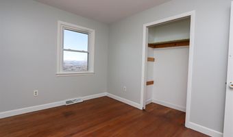441 Tower Rd, Barnet, VT 05821