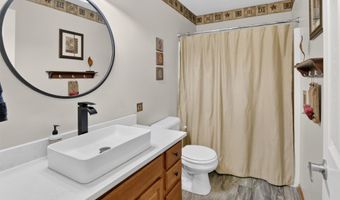 8634 NE 27th Ave, Altoona, IA 50009