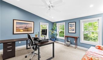 36 Ferry Ln, Barrington, RI 02806