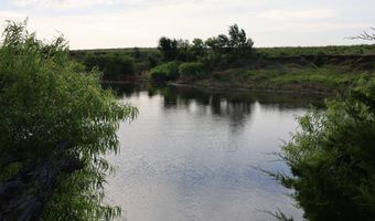 N 2550 Rd E 0920 Rd, Arapaho, OK 73620