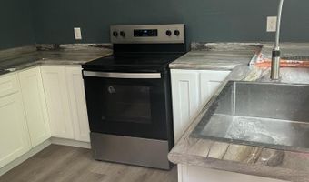 6013 E Greene St, Bay St. Louis, MS 39520