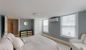 382 Spring St 2, Newport, RI 02840
