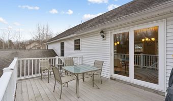 209 Hickory Dr, Auburn, ME 04210