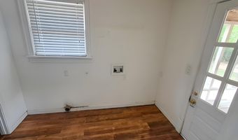 401 Forsyth St, Barnesville, GA 30204