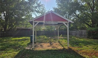 2500 Redgate Ln, Austintown, OH 44511