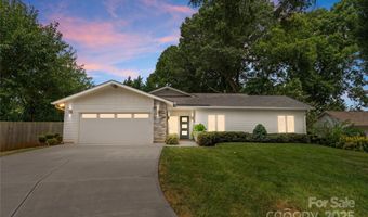 3931 Belshire Ln, Charlotte, NC 28205