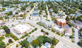19 Warwick Ave, Cranston, RI 02905
