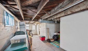4370 NE 64th St, Altoona, IA 50009