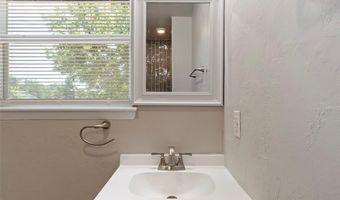 3108 N Grant Ave, Bethany, OK 73008
