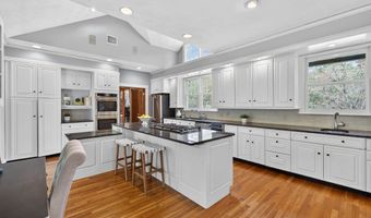 311 S Main St, Andover, MA 01810