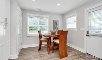 2201 Edison St, Charlotte, NC 28206