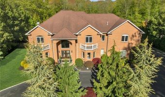 20 Red Brook Xing, Lincoln, RI 02865