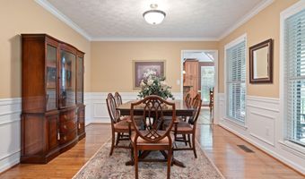 116 CHESTNUT Dr, Alabaster, AL 35007
