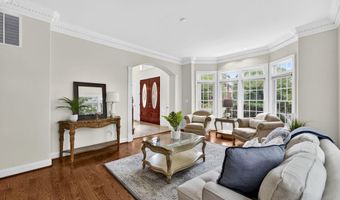 6623 LOCUST Way, Annandale, VA 22003