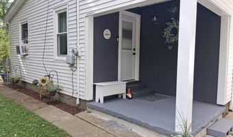 906 Dora Ln, Aurora, OH 44202