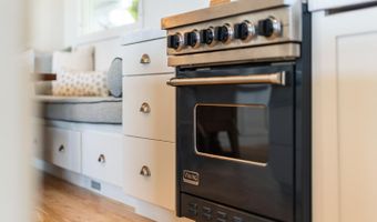 621 Beach Dr, Aptos, CA 95003