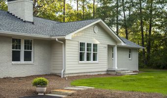 1729 Ridgecrest Ave, Aiken, SC 29801
