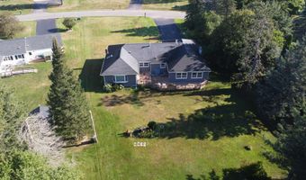 615 OMEGA Cir, Antigo, WI 54409