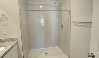 148 Village Green V Dr, Adairsville, GA 30103