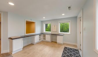 200 Cobb Rd, Aurora, IN 47001