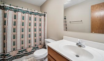 1009 NE 24th Ct, Ankeny, IA 50021