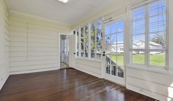 125 Court St, Bay St. Louis, MS 39520