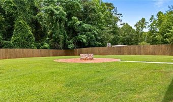 625 HOWARD St, Auburn, AL 36832