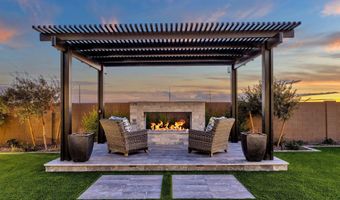 1151 E PEACH TREE Dr, Chandler, AZ 85249