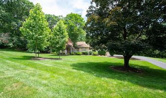 1015 STONEBRIDGE Rd, Ambler, PA 19002