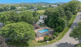 166 Old Brookfield Rd 11-1, Danbury, CT 06811
