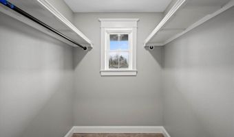 673 Streamside Ave, Hermon, ME 04401