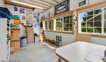 2919 Hawkline Rd, Bozeman, MT 59715