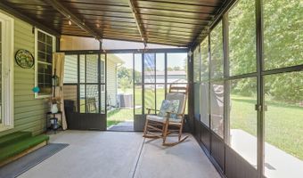 20129 Loop Rd, Batesville, IN 47006