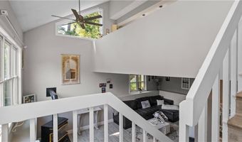 14 Deer Run Dr, Coventry, RI 02816