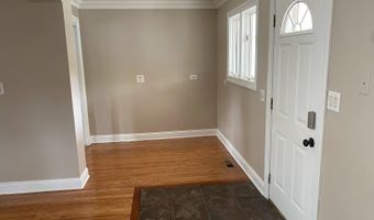 1221 N Chicago Ave, Arlington Heights, IL 60004