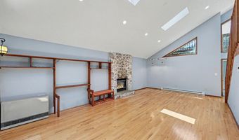 114 Claremont Dr, Albrightsville, PA 18210