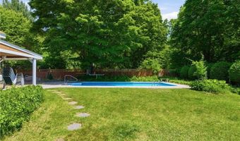 250 Whipple Ave, Burrillville, RI 02858