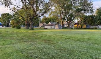 714 E Main St, Alhambra, IL 62001