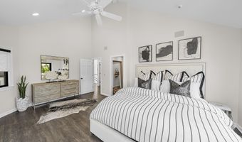 93 E 11th St, Avalon, NJ 08202