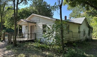 604 S Brookside Ave, Ash Grove, MO 65604
