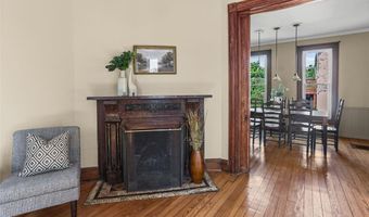 437 E 4th St, Alton, IL 62002