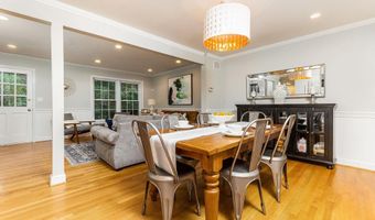 2320 SANFORD St, Alexandria, VA 22301
