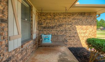 7104 NW 32nd St, Bethany, OK 73008