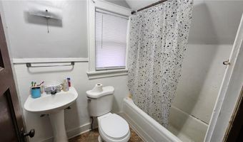 1110 W Oakland Ave, Austin, MN 55912