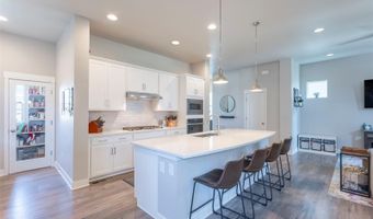 21574 E 59th Dr, Aurora, CO 80019