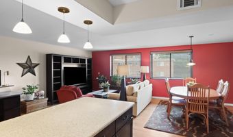 2016 N ADAMS St 508, Arlington, VA 22201
