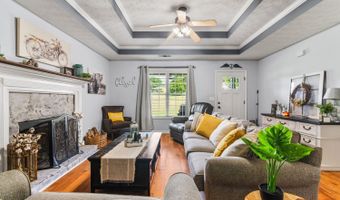 135 Springbrook Drive Dr, Auburn, GA 30011